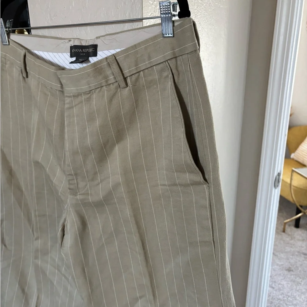 Banana Republic Men's Tan Pinstripe Pants 35/34